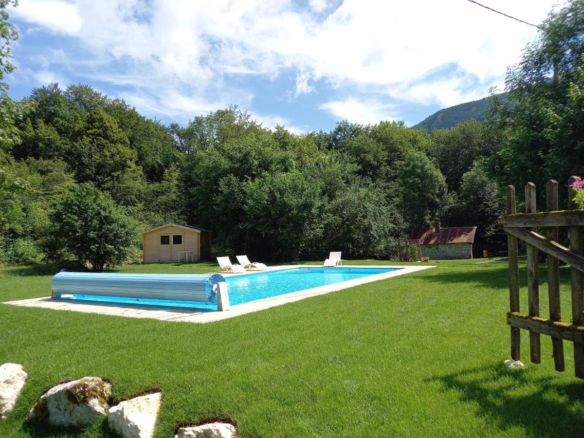 La Clairiere Du Moulin Bed and Breakfast Lepin-le-Lac Eksteriør billede