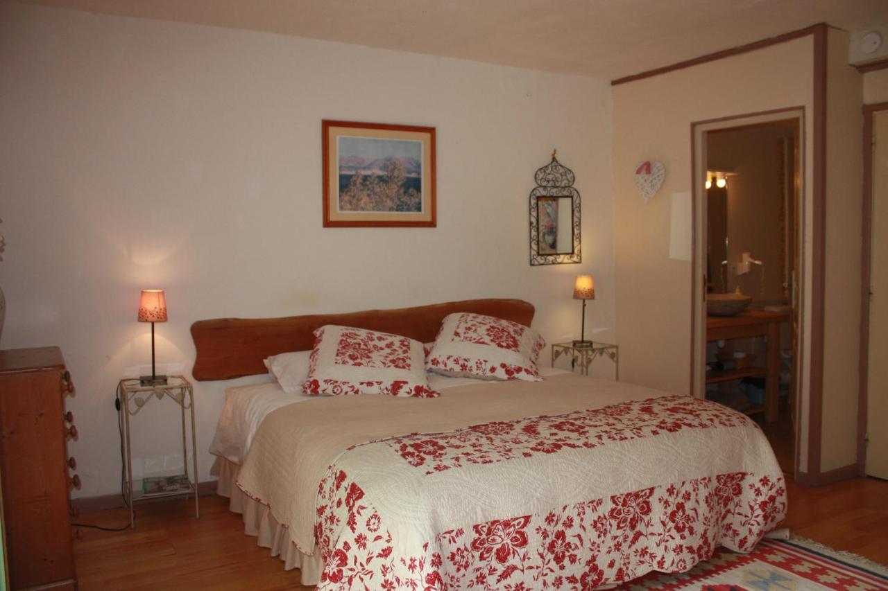 La Clairiere Du Moulin Bed and Breakfast Lepin-le-Lac Eksteriør billede
