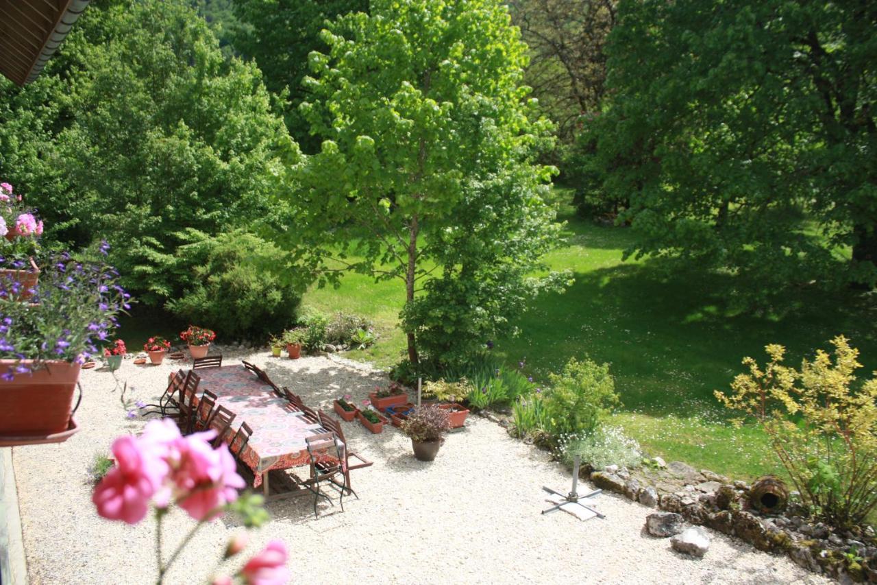 La Clairiere Du Moulin Bed and Breakfast Lepin-le-Lac Eksteriør billede